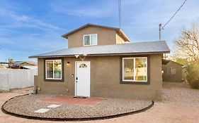 Your Downtown Studio With All Amenities Unit B